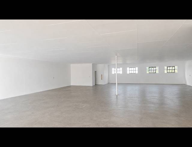 340M² RETAIL TO LET IN WHITE RIVER INDUSTRIAL
